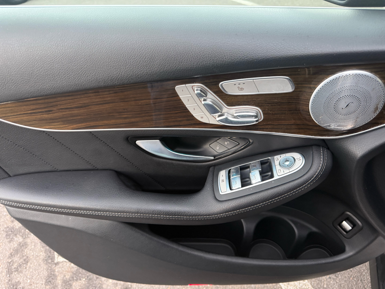 Mercedes-Benz GLC GLC 300 4MATIC SUV 2019 Mercedes-Benz GLC GLC 300 4MATIC SUV 2019