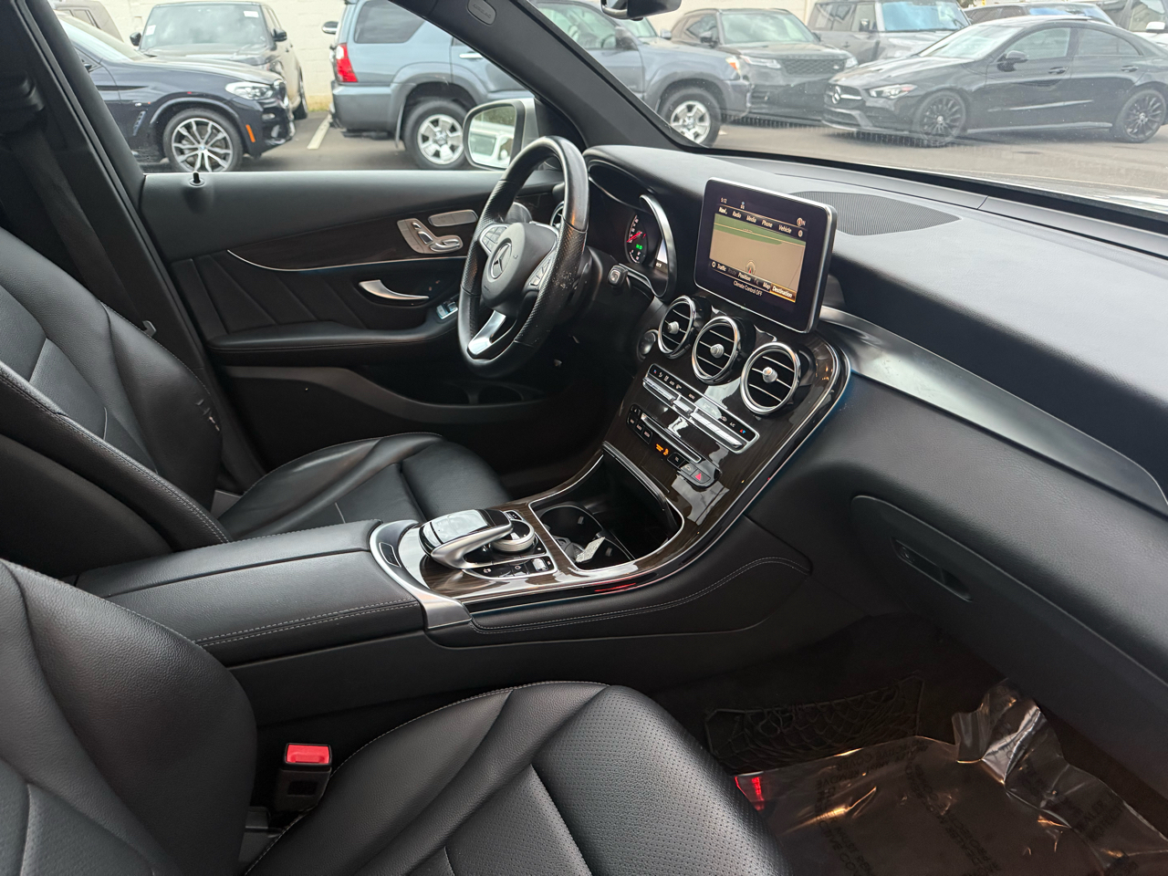 Mercedes-Benz GLC GLC 300 4MATIC SUV 2019 Mercedes-Benz GLC GLC 300 4MATIC SUV 2019