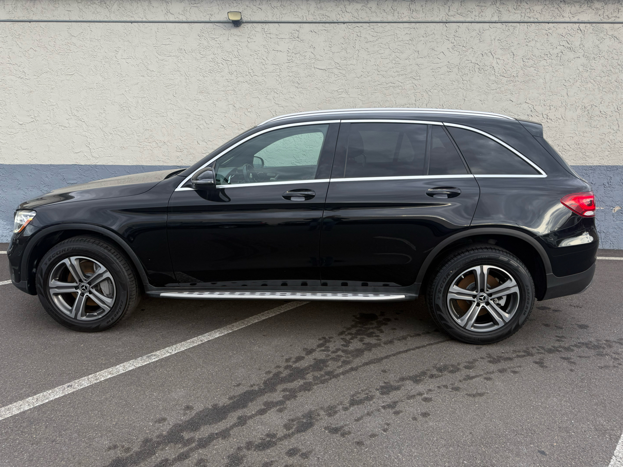 Mercedes-Benz GLC GLC 300 4MATIC SUV 2020 Mercedes-Benz GLC GLC 300 4MATIC SUV 2020
