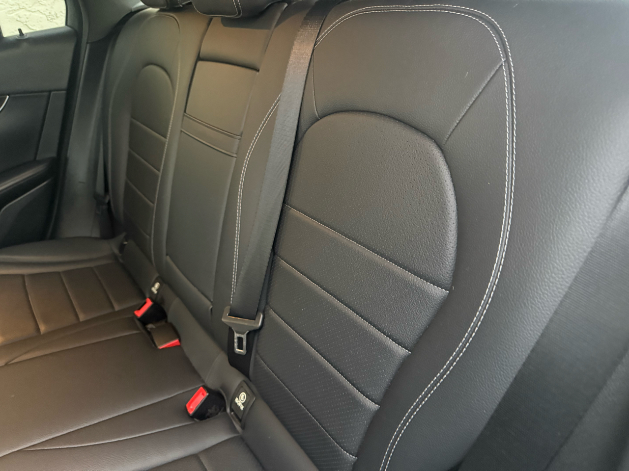 Mercedes-Benz GLC GLC 300 4MATIC SUV 2020 Mercedes-Benz GLC GLC 300 4MATIC SUV 2020