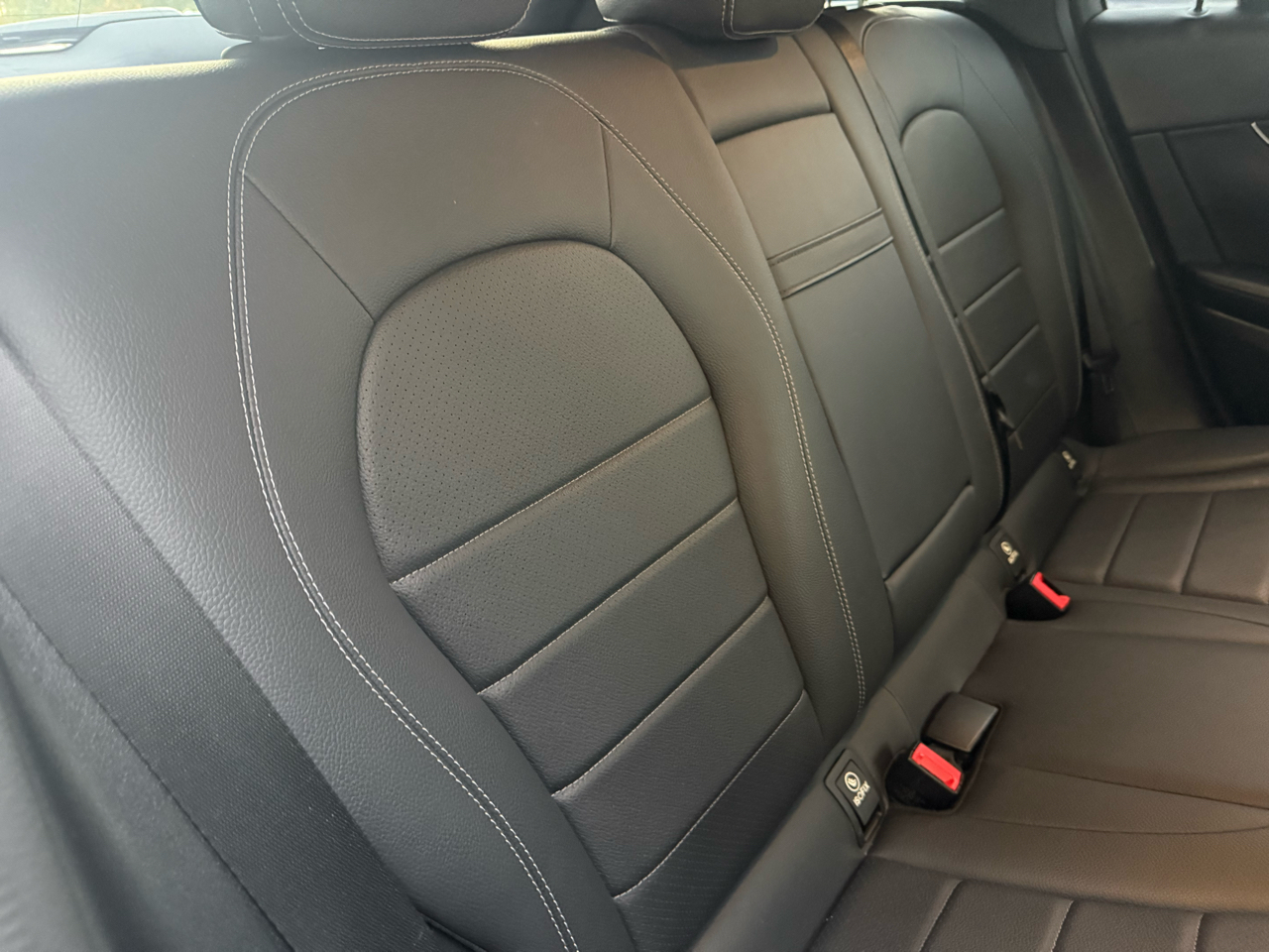 Mercedes-Benz GLC GLC 300 4MATIC SUV 2020 Mercedes-Benz GLC GLC 300 4MATIC SUV 2020