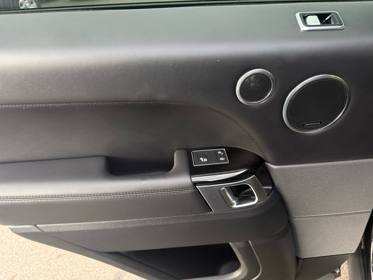 Land Rover Range Rover Sport V8 Supercharged Dynamic 2019 Land Rover Range Rover Sport V8 Supercharged Dynamic 2019