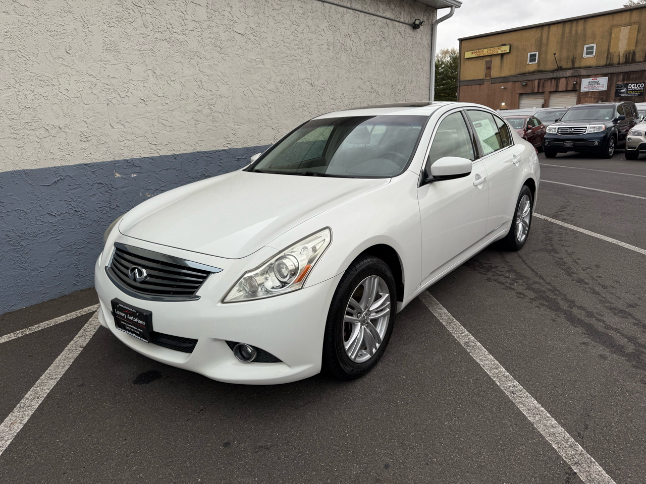 Infiniti G25 Sedan 4dr x AWD 2012 Infiniti G25 Sedan 4dr x AWD 2012