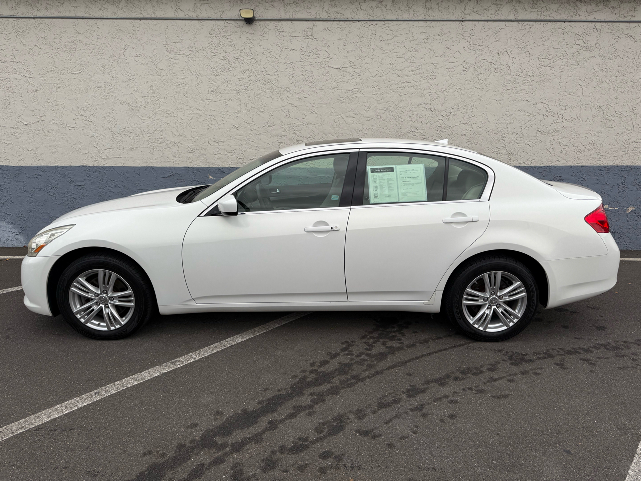 Infiniti G25 Sedan 4dr x AWD 2012 Infiniti G25 Sedan 4dr x AWD 2012