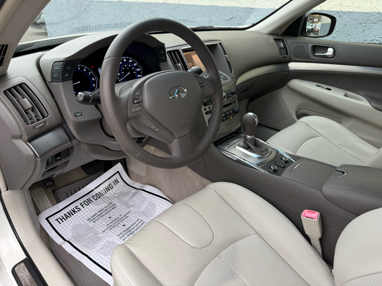 Infiniti G25 Sedan 4dr x AWD 2012 Infiniti G25 Sedan 4dr x AWD 2012