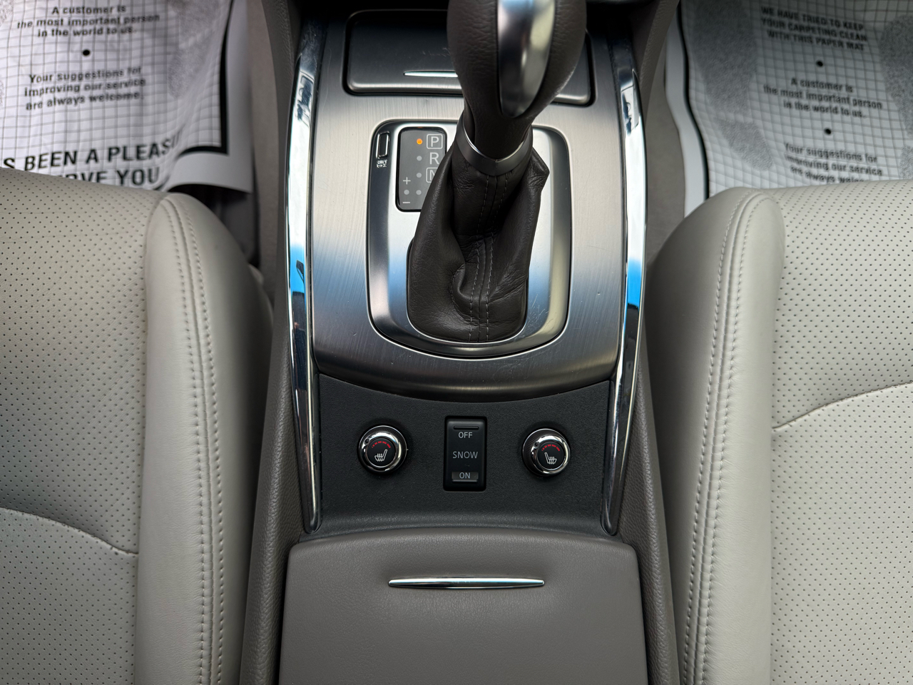 Infiniti G25 Sedan 4dr x AWD 2012 Infiniti G25 Sedan 4dr x AWD 2012