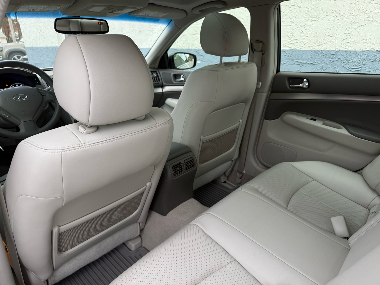 Infiniti G25 Sedan 4dr x AWD 2012 Infiniti G25 Sedan 4dr x AWD 2012