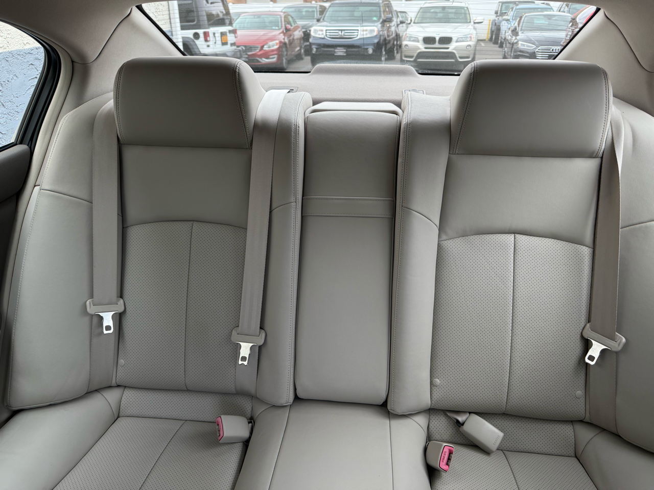 Infiniti G25 Sedan 4dr x AWD 2012 Infiniti G25 Sedan 4dr x AWD 2012