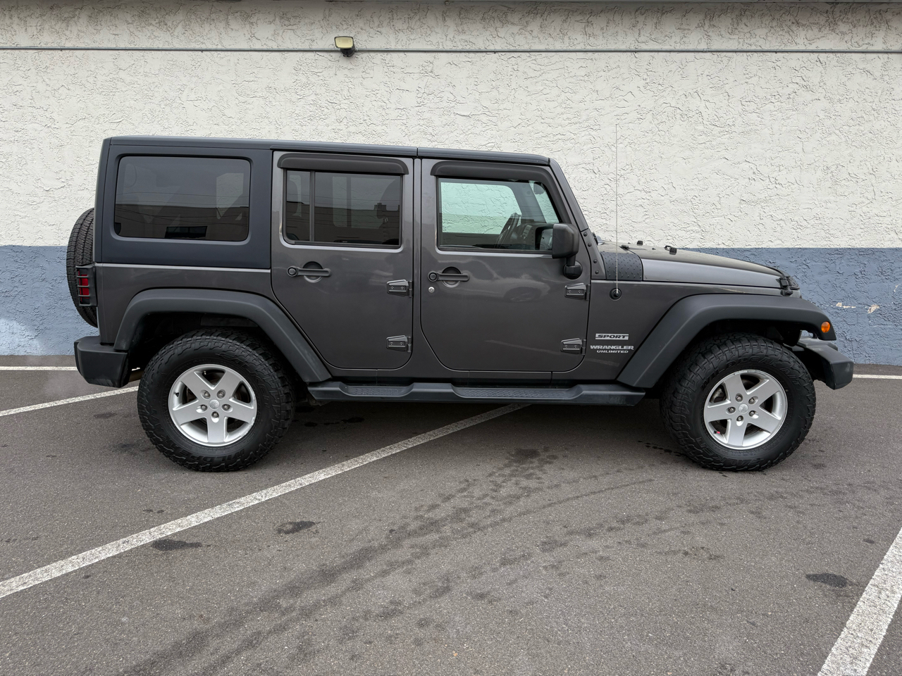 Jeep Wrangler Unlimited Sport 4x4 2017