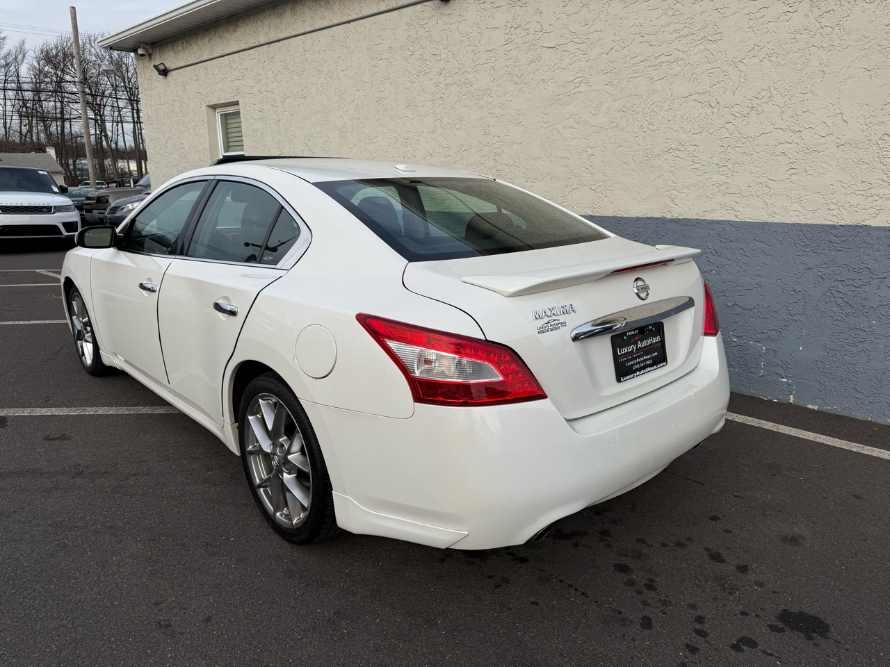 Nissan Maxima 4dr Sdn V6 CVT 3.5 SV w/Sport Pkg 2010