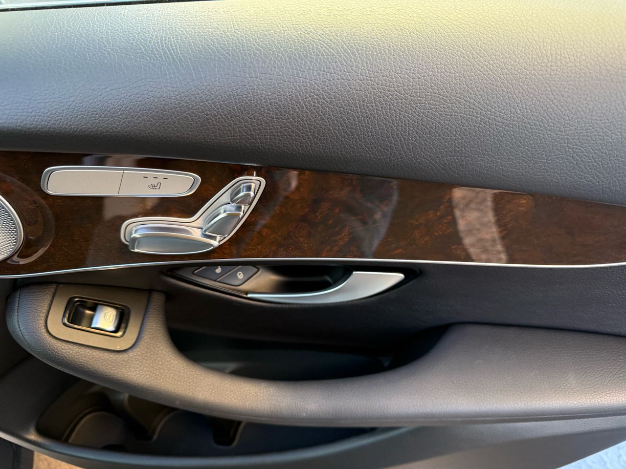 Mercedes-Benz GLC GLC 300 4MATIC SUV 2019