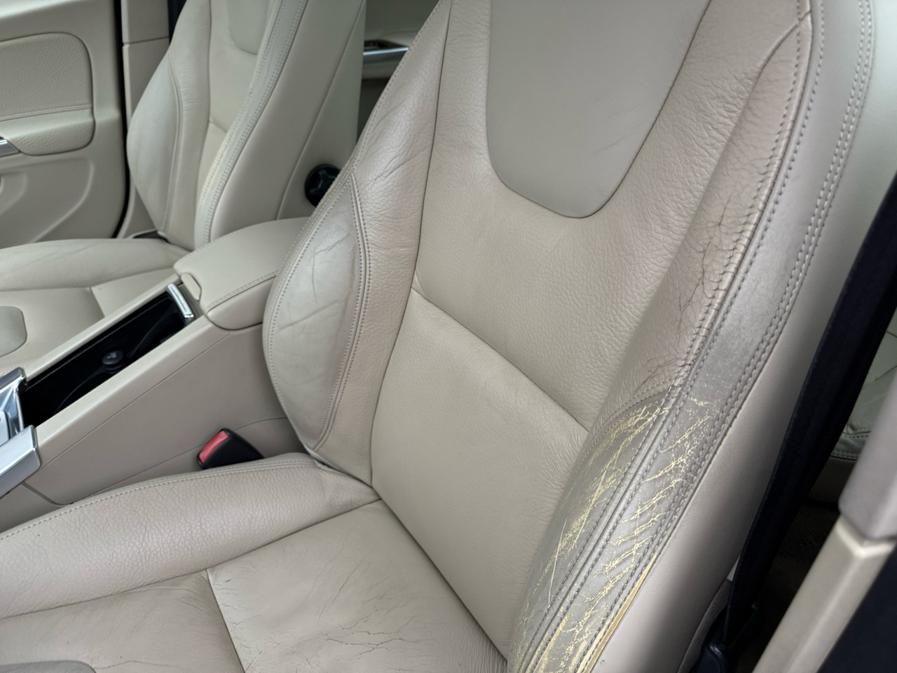 Volvo S60 FWD 4dr Sdn T5 2012