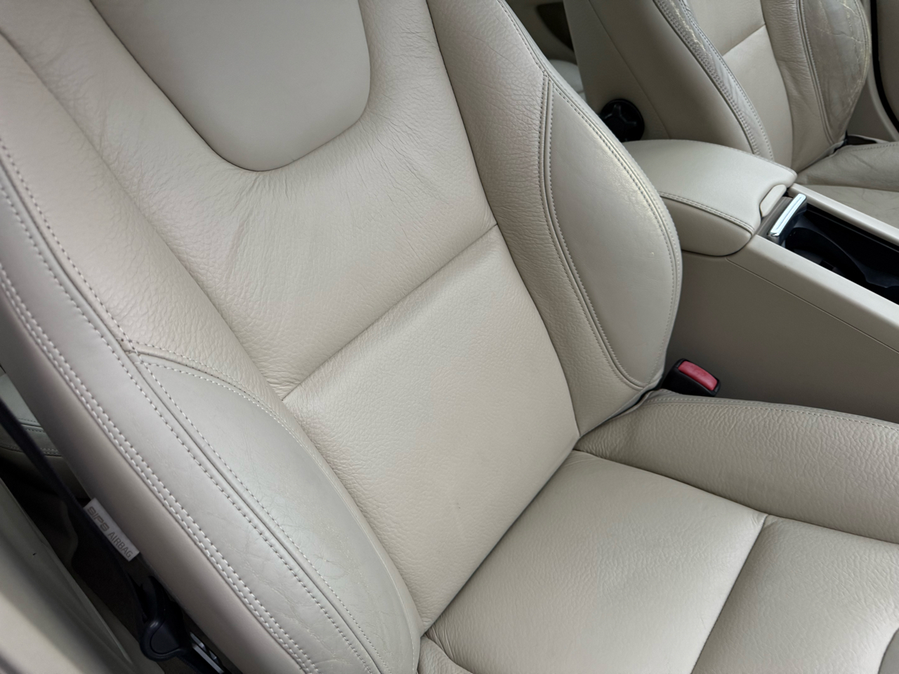 Volvo S60 FWD 4dr Sdn T5 2012