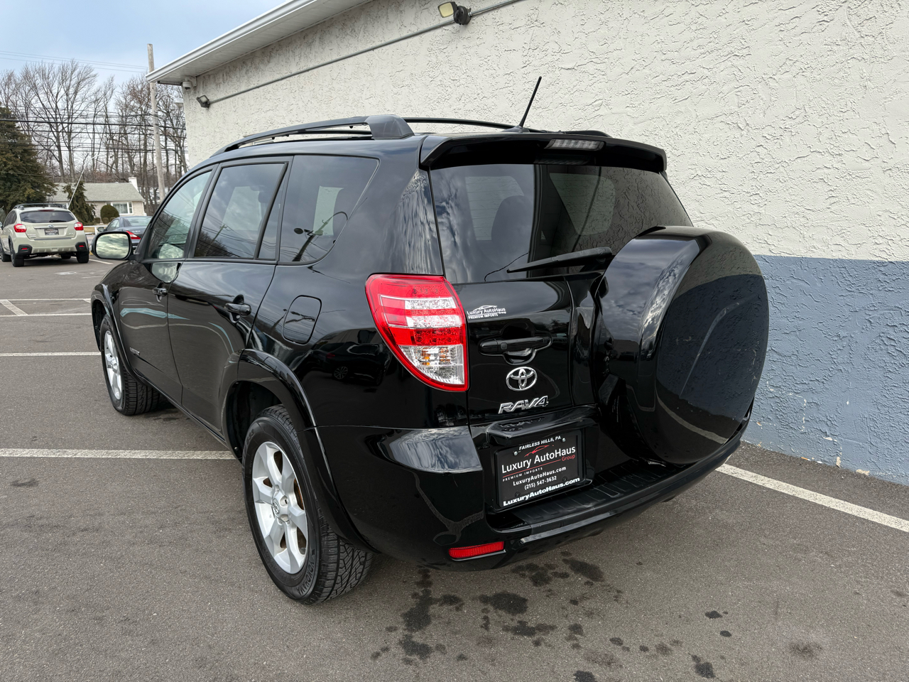 Toyota RAV4 4WD 4dr I4 Limited (Natl) 2012
