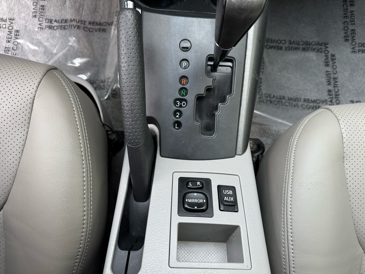 Toyota RAV4 4WD 4dr I4 Limited (Natl) 2012