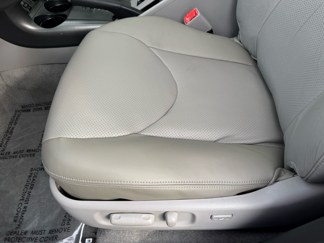 Toyota RAV4 4WD 4dr I4 Limited (Natl) 2012