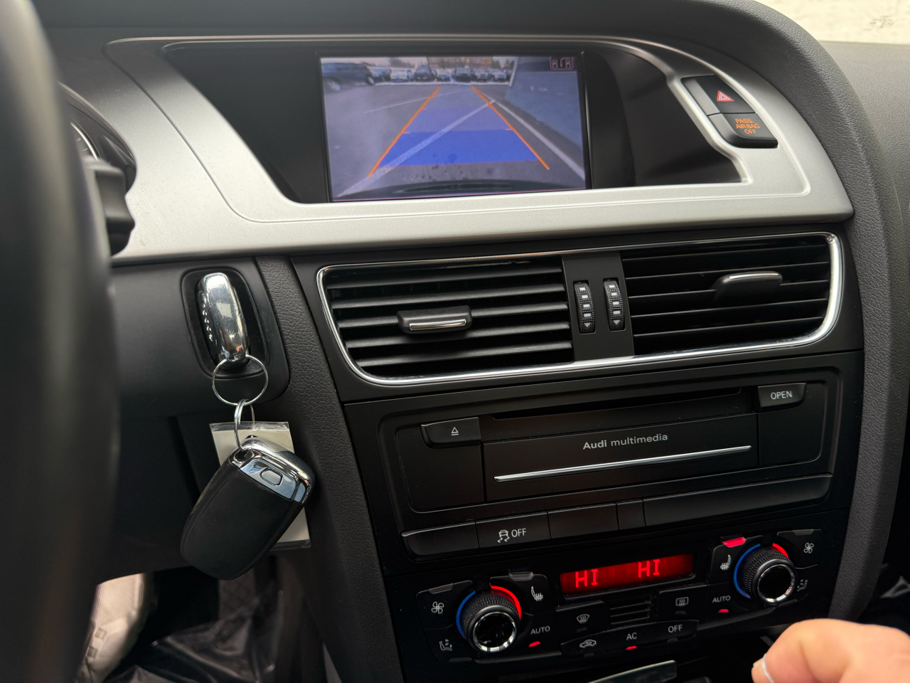 Audi A4 4dr Sdn Auto quattro 2.0T Premium Plus 2012