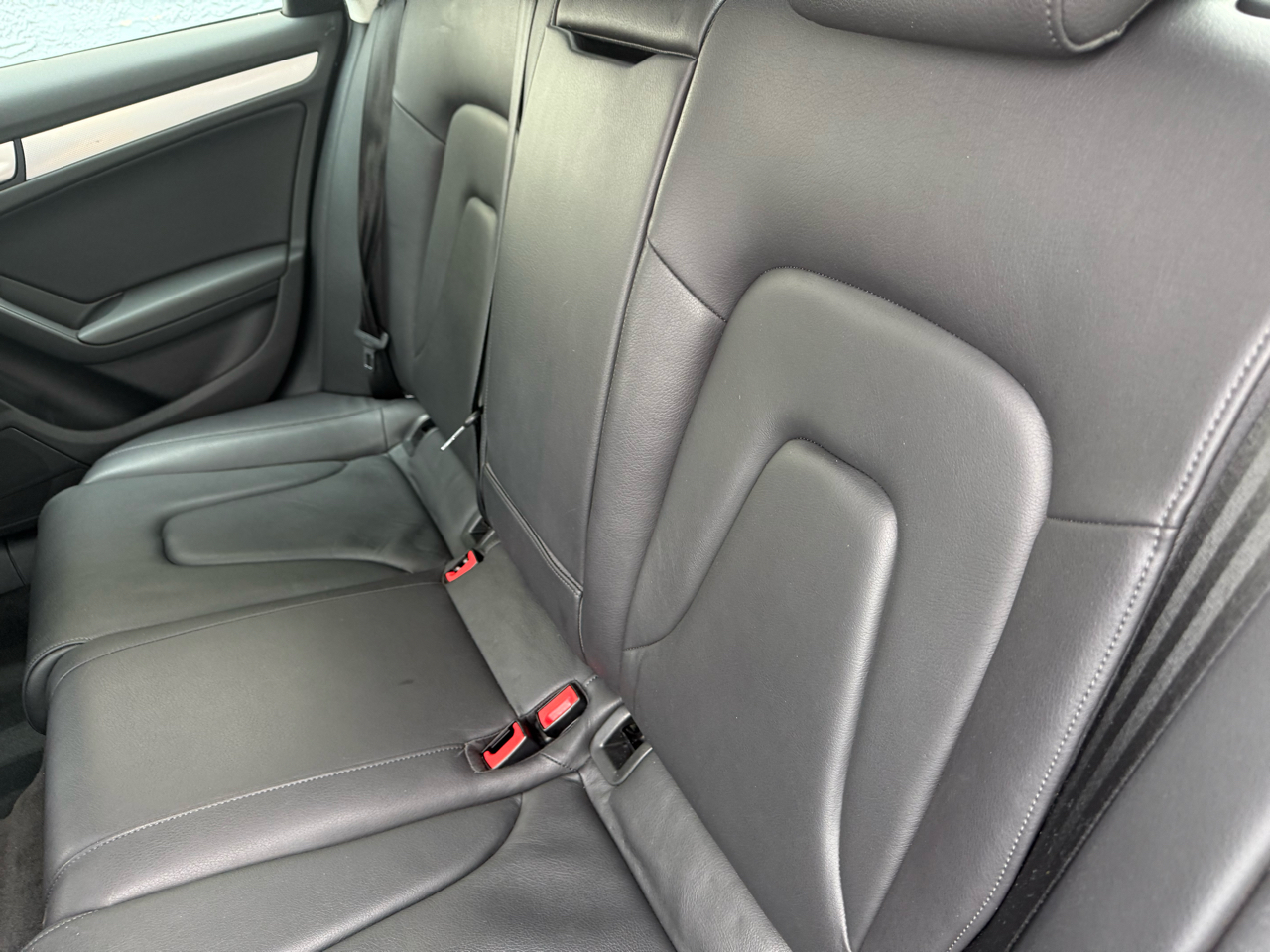 Audi A4 4dr Sdn Auto quattro 2.0T Premium Plus 2012