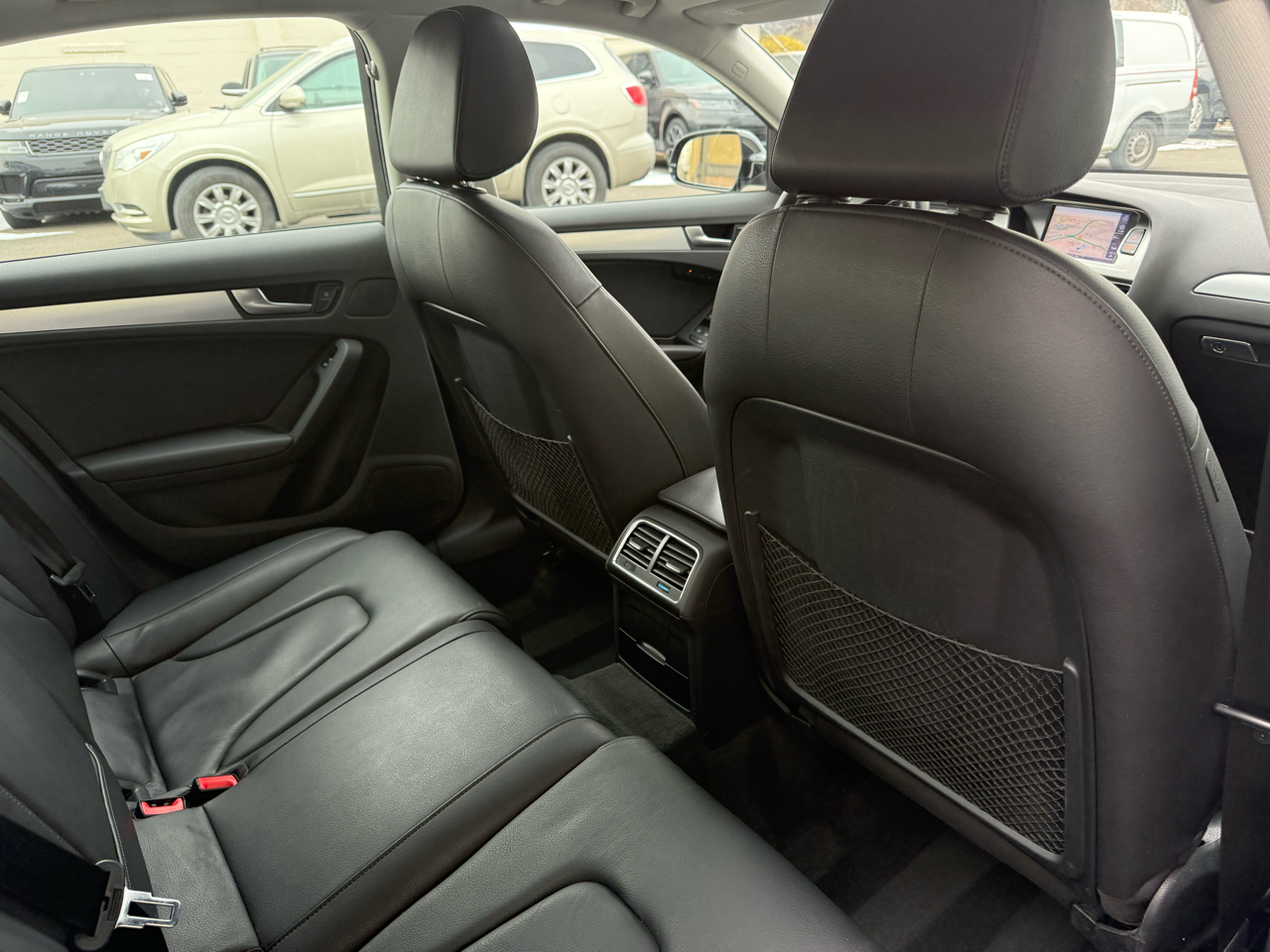 Audi A4 4dr Sdn Auto quattro 2.0T Premium Plus 2012