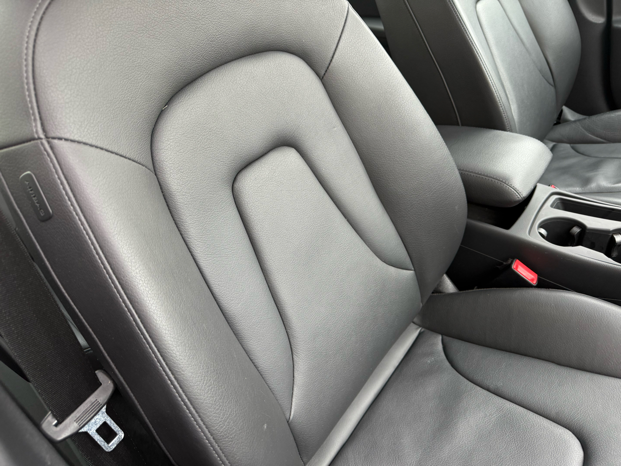 Audi A4 4dr Sdn Auto quattro 2.0T Premium Plus 2012