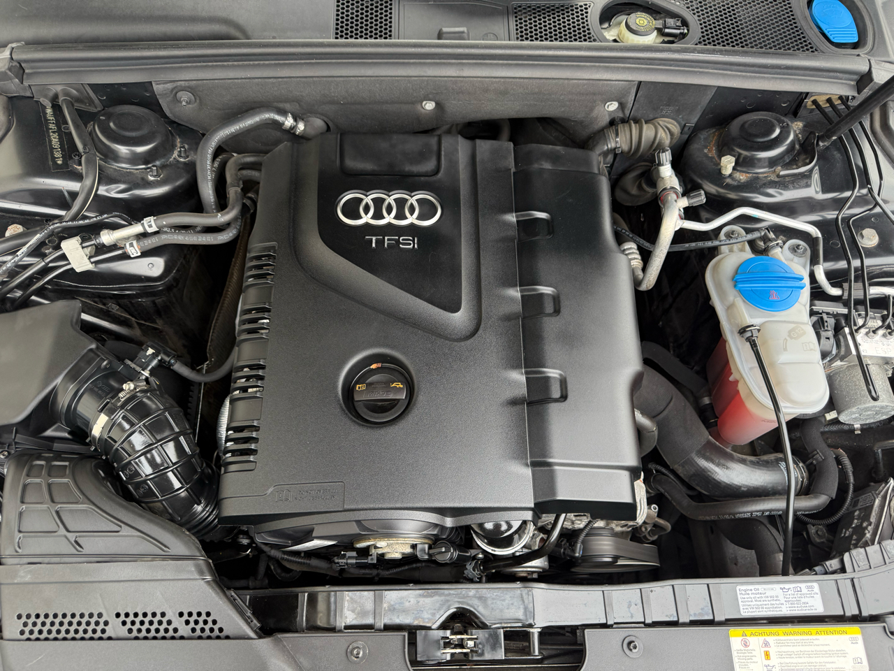 Audi A4 4dr Sdn Auto quattro 2.0T Premium Plus 2012