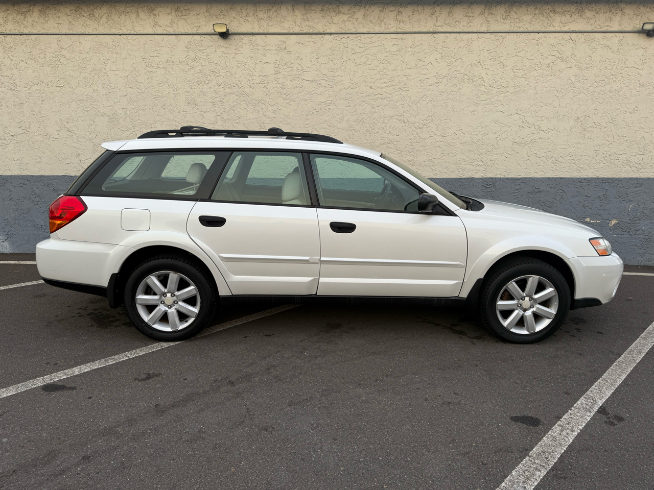 Subaru Legacy Wagon Outback 2.5i Auto 2006