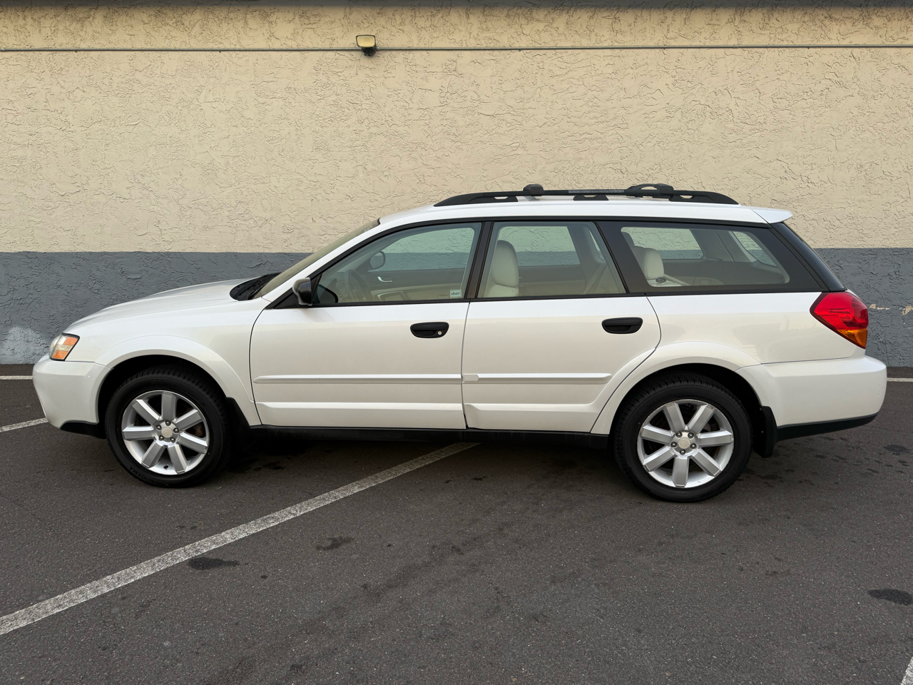 Subaru Legacy Wagon Outback 2.5i Auto 2006