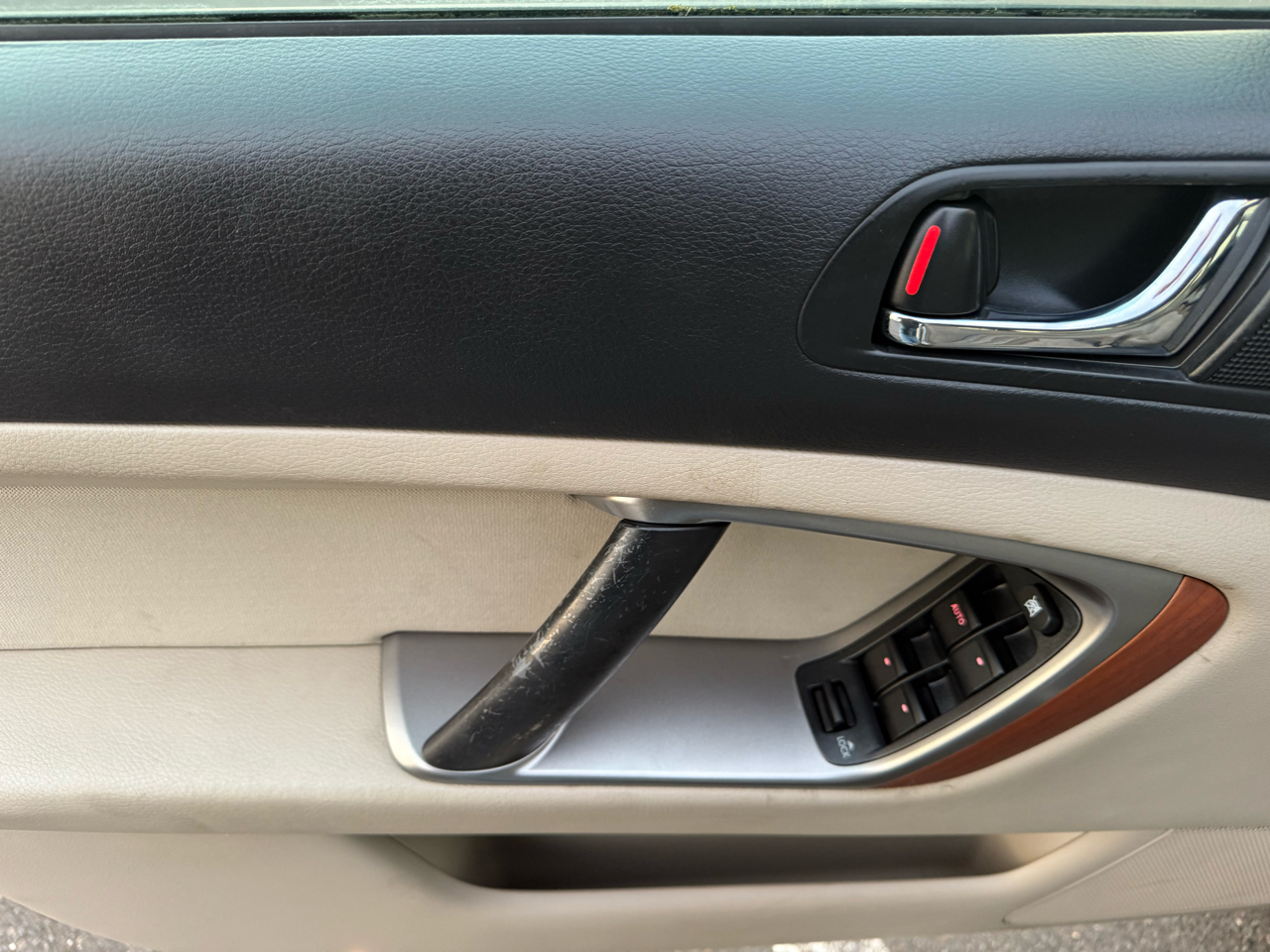 Subaru Legacy Wagon Outback 2.5i Auto 2006