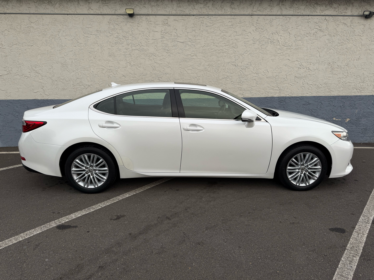 Lexus ES 350 4dr Sdn 2013
