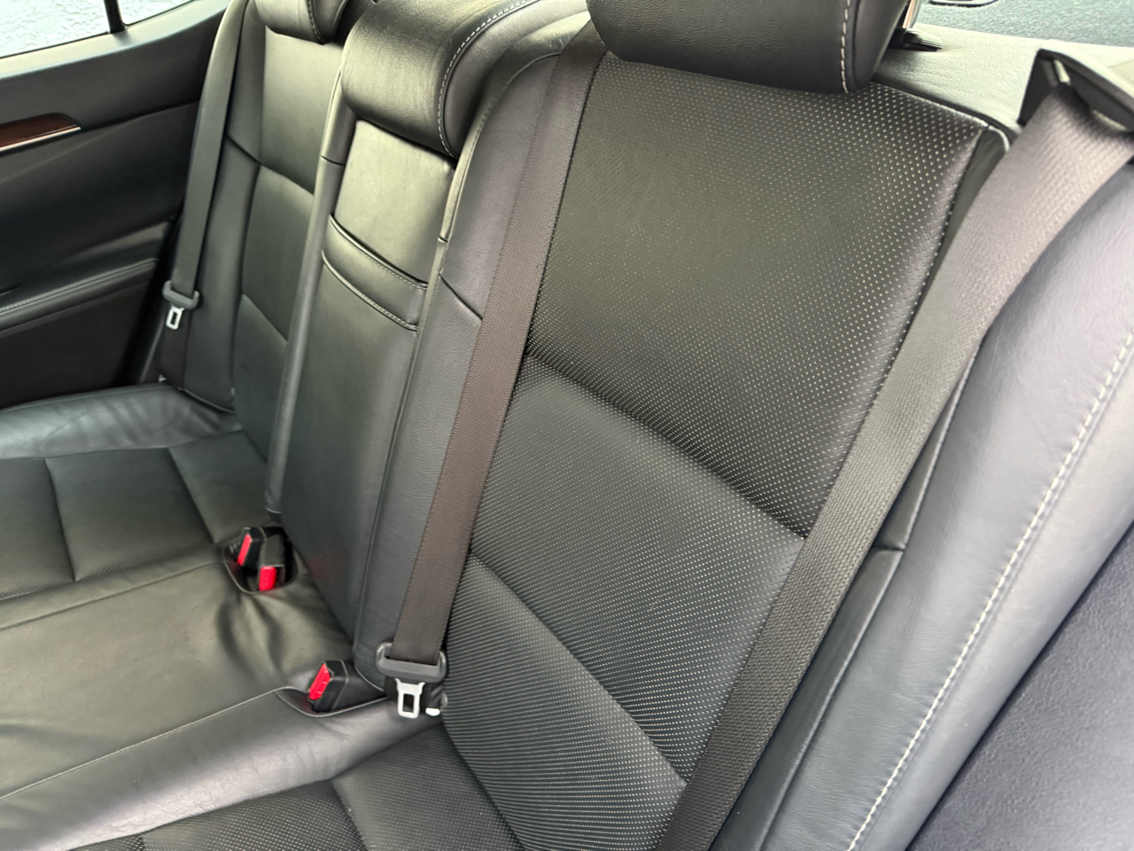 Lexus ES 350 4dr Sdn 2013