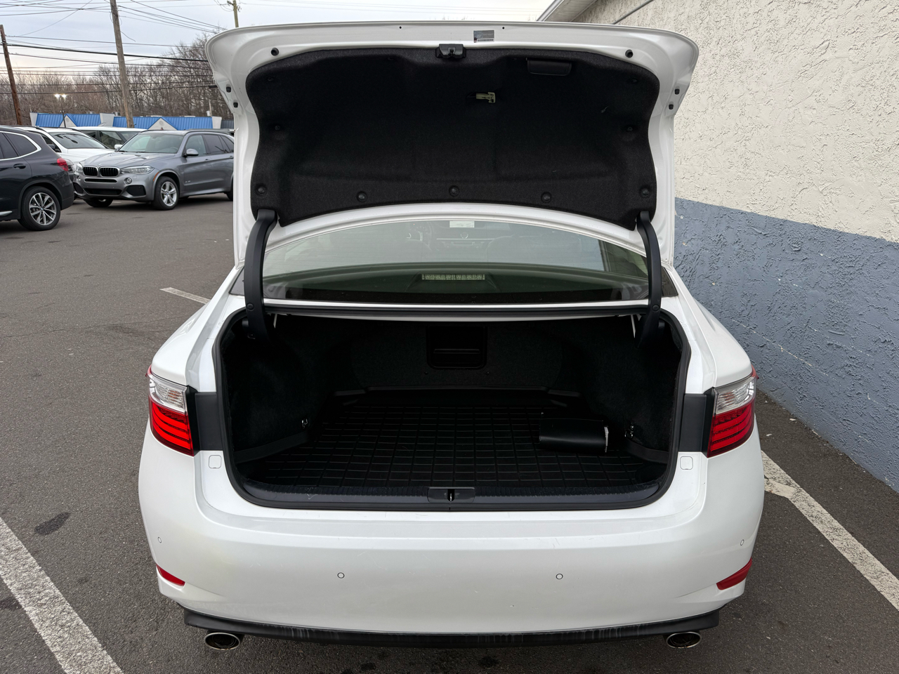 Lexus ES 350 4dr Sdn 2013