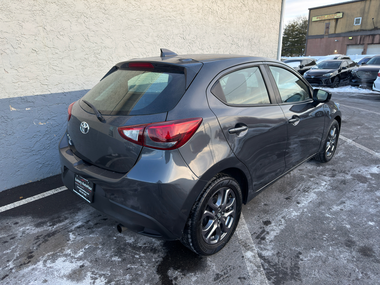 Toyota Yaris Hatchback XLE Auto (Natl) 2020