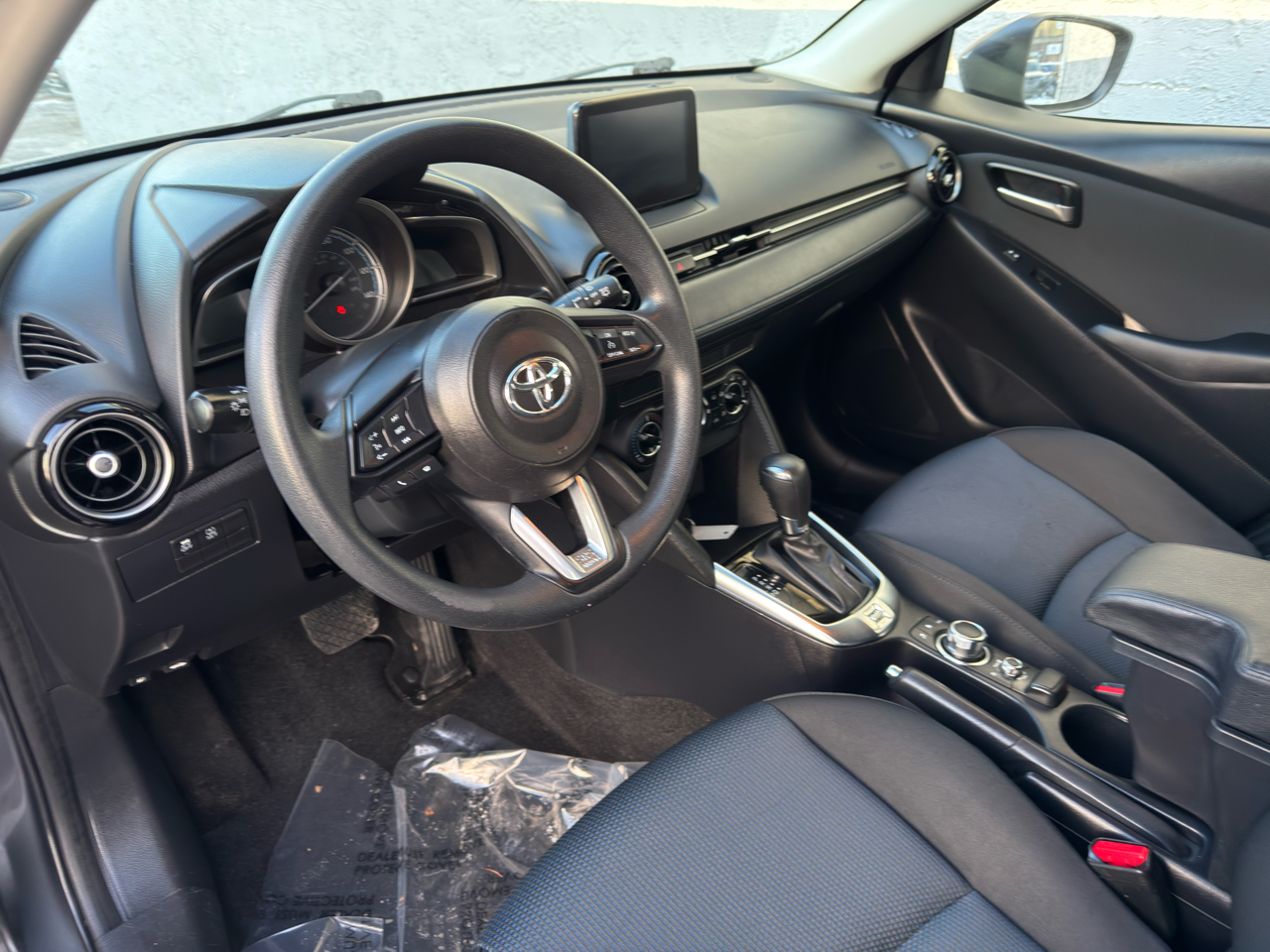 Toyota Yaris Hatchback XLE Auto (Natl) 2020