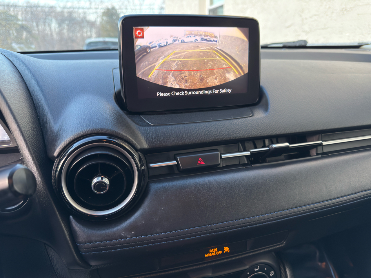 Toyota Yaris Hatchback XLE Auto (Natl) 2020