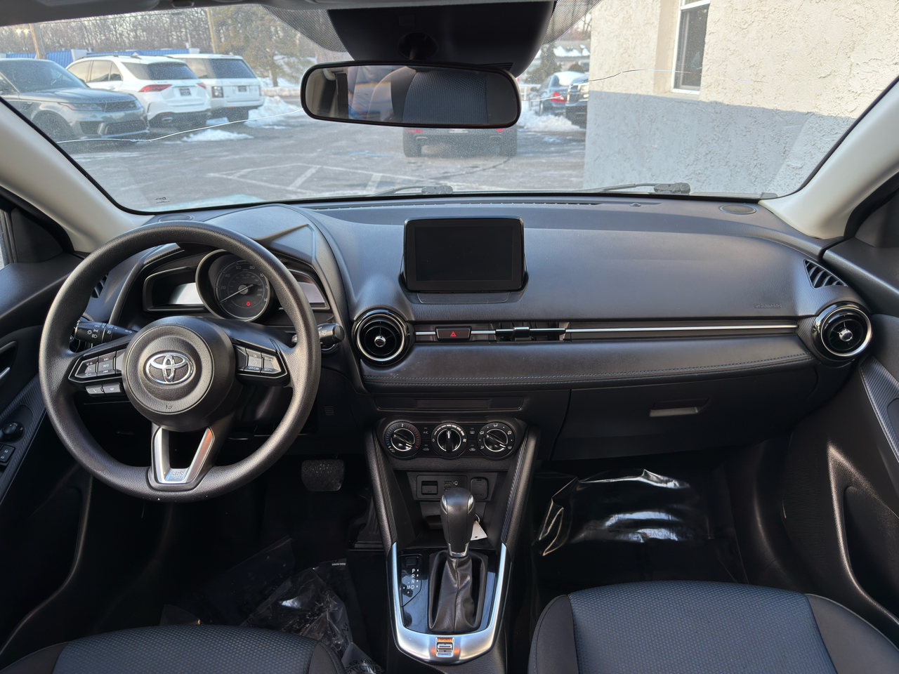 Toyota Yaris Hatchback XLE Auto (Natl) 2020