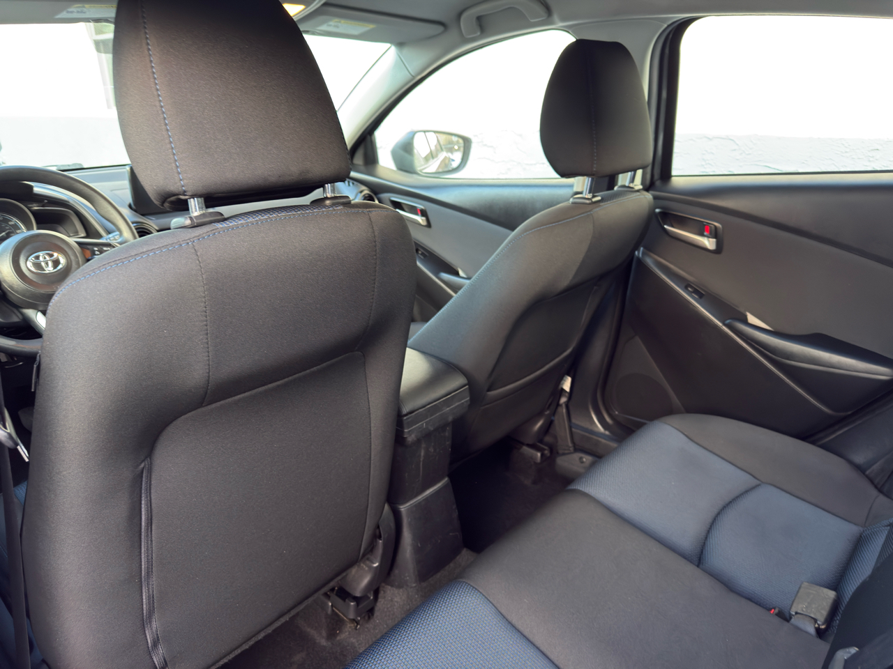 Toyota Yaris Hatchback XLE Auto (Natl) 2020