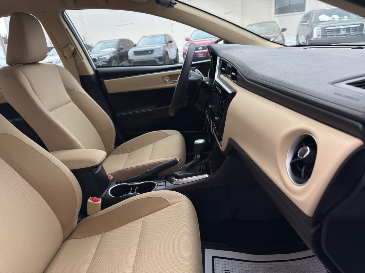 Toyota Corolla XLE CVT (Natl) 2018