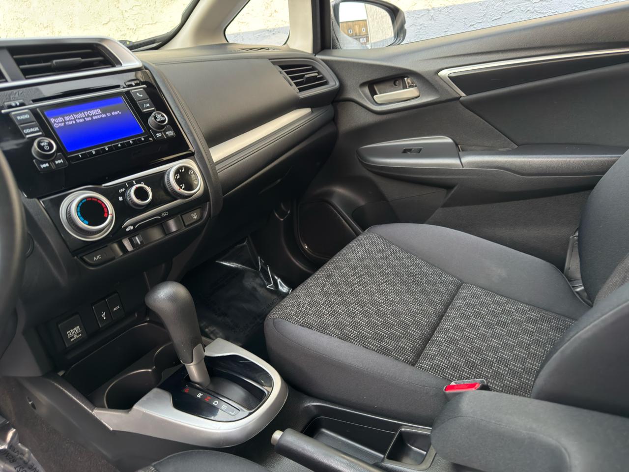 Honda Fit LX CVT 2017