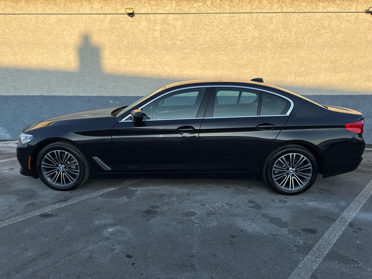 BMW 5 Series 530i xDrive Sedan 2019