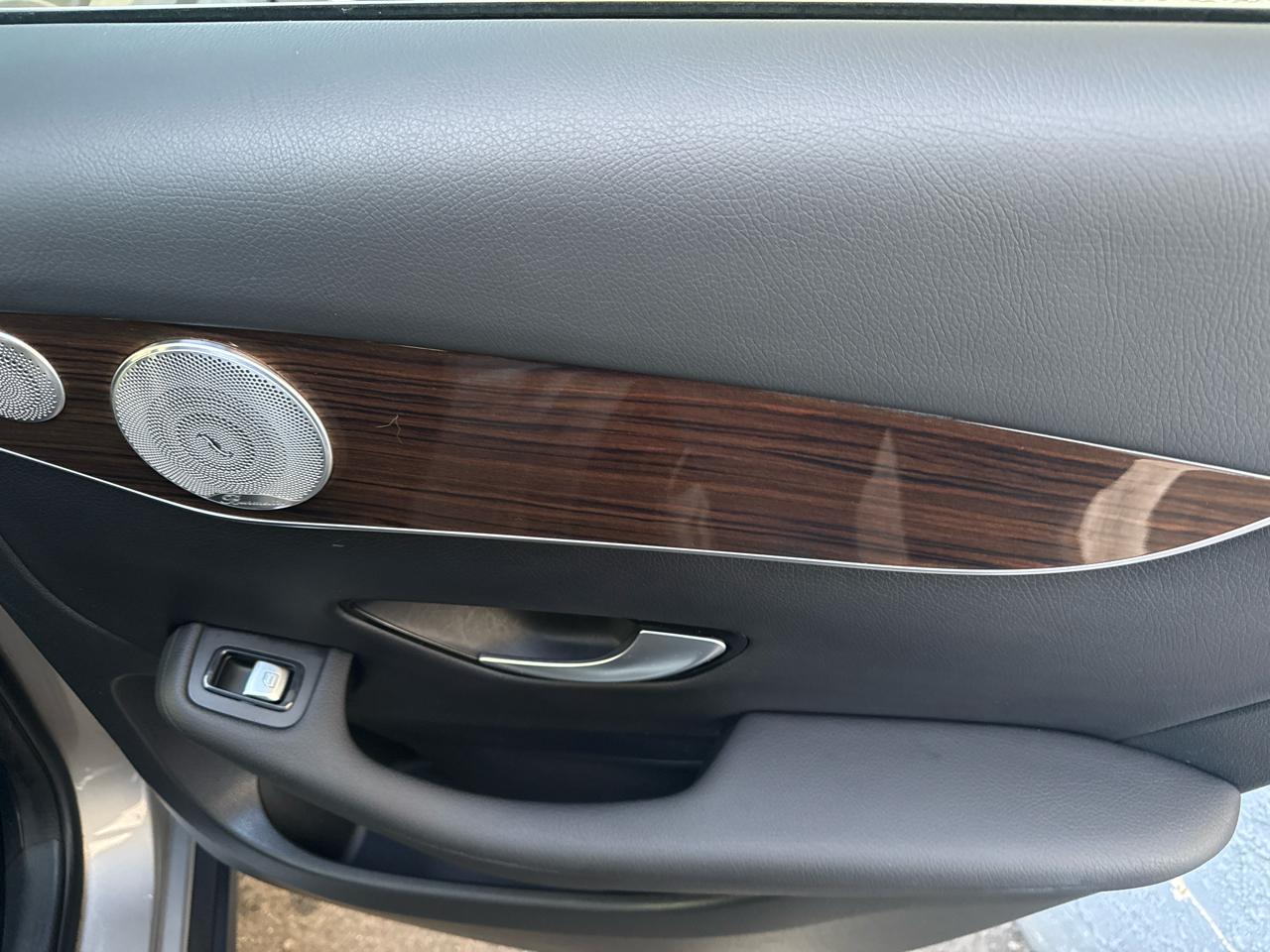 Mercedes-Benz GLC GLC 300 4MATIC SUV 2019