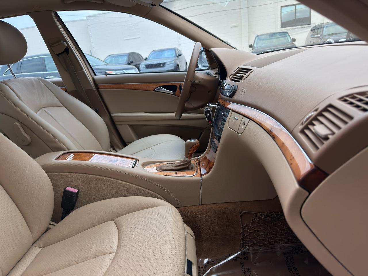 Mercedes-Benz E-Class 4dr Sdn Sport 3.5L RWD 2008