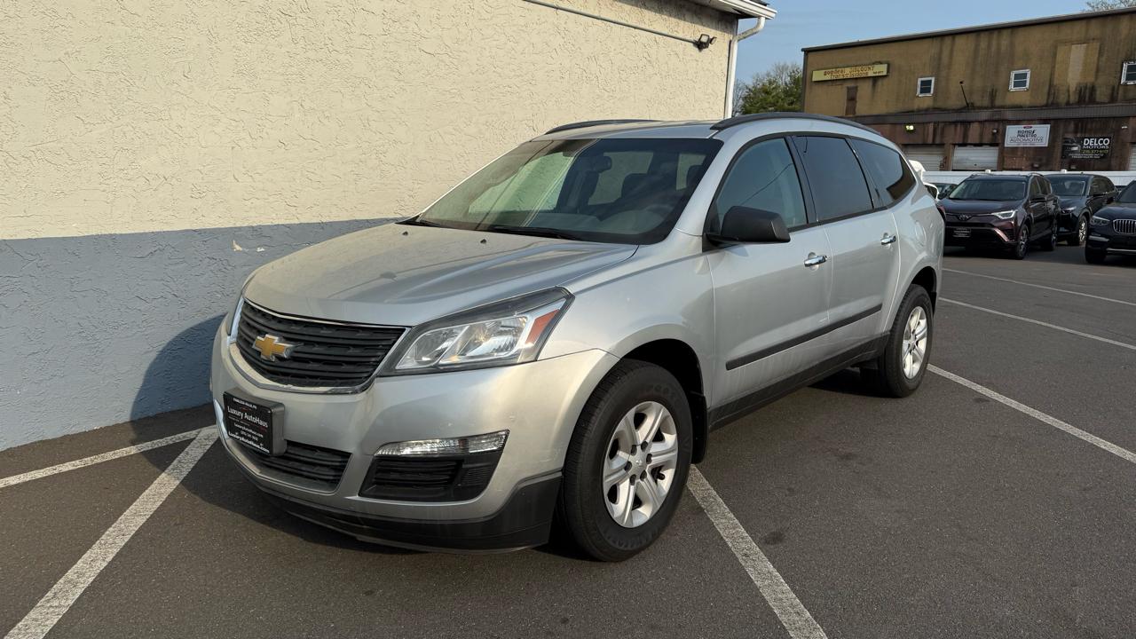 Chevrolet Traverse FWD 4dr LS w/1LS 2017