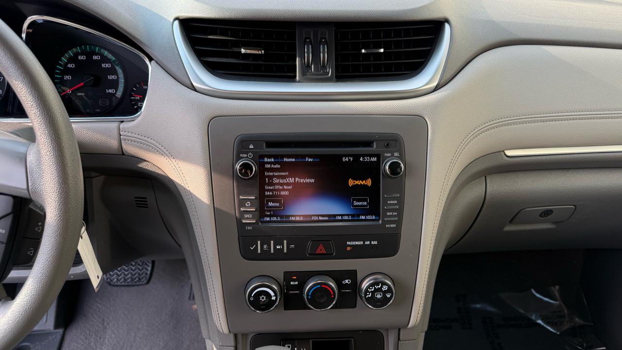 Chevrolet Traverse FWD 4dr LS w/1LS 2017