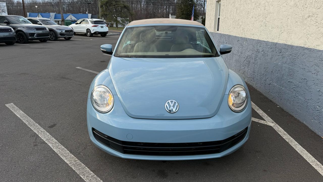 Volkswagen Beetle Convertible 2dr Auto 2.5L PZEV 2013