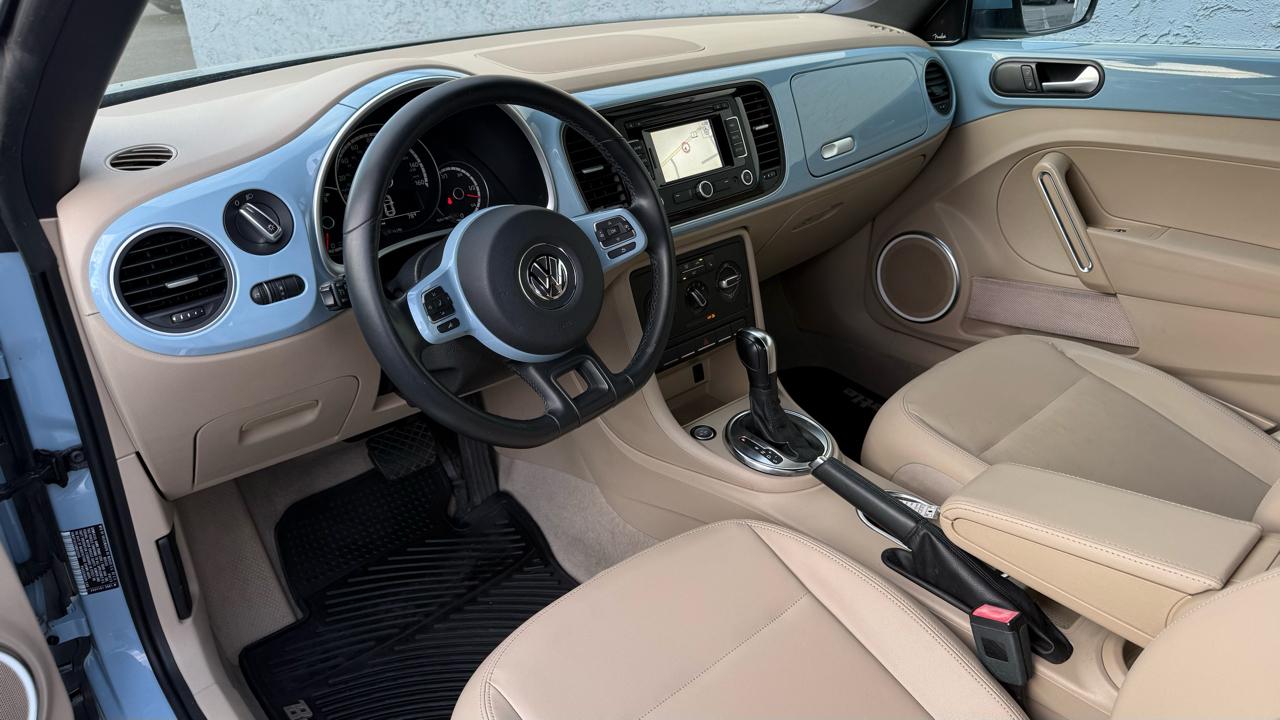 Volkswagen Beetle Convertible 2dr Auto 2.5L PZEV 2013