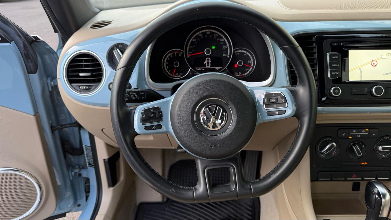 Volkswagen Beetle Convertible 2dr Auto 2.5L PZEV 2013