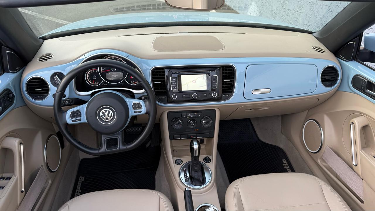Volkswagen Beetle Convertible 2dr Auto 2.5L PZEV 2013