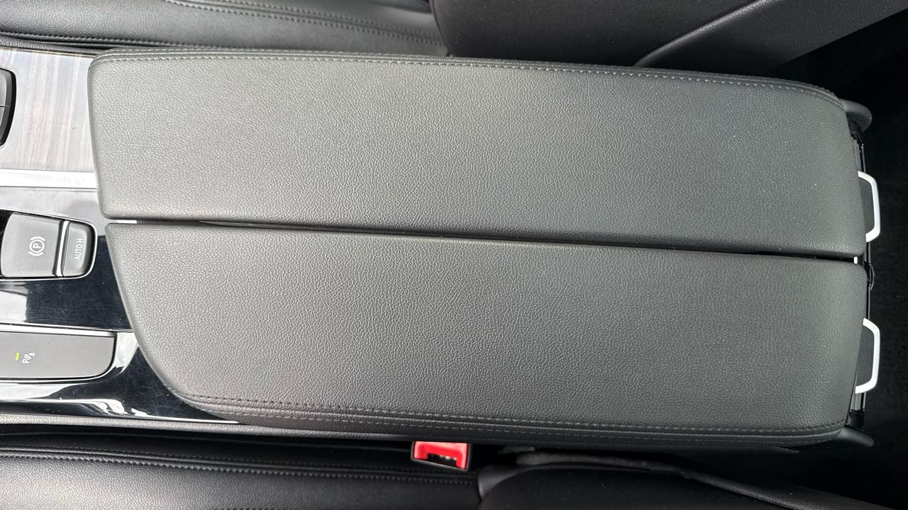 BMW 5 Series 530i xDrive Sedan 2019