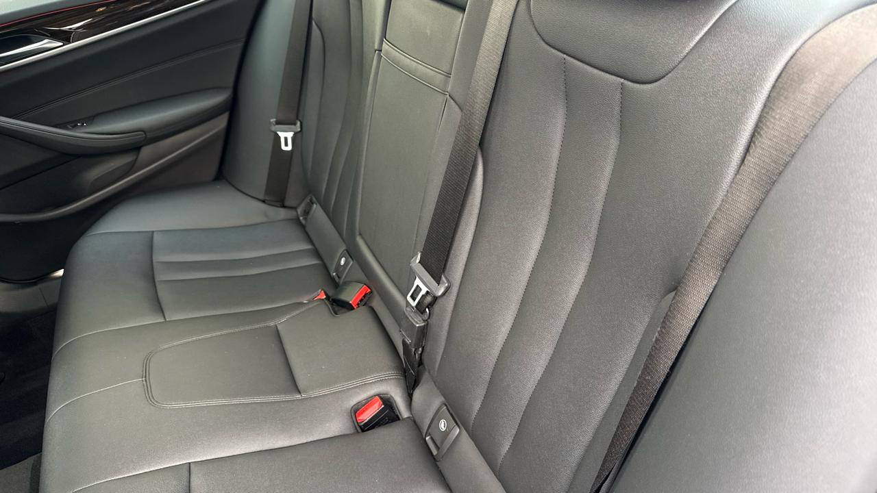 BMW 5 Series 530i xDrive Sedan 2019