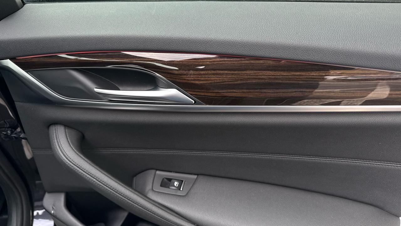 BMW 5 Series 530i xDrive Sedan 2019